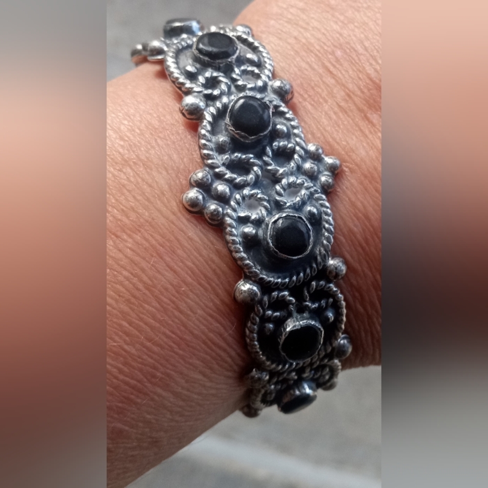 Southwest Mexico 925 Sterling Silver Onyx Cuff Vintage Bracelet - Picture 11 of 12